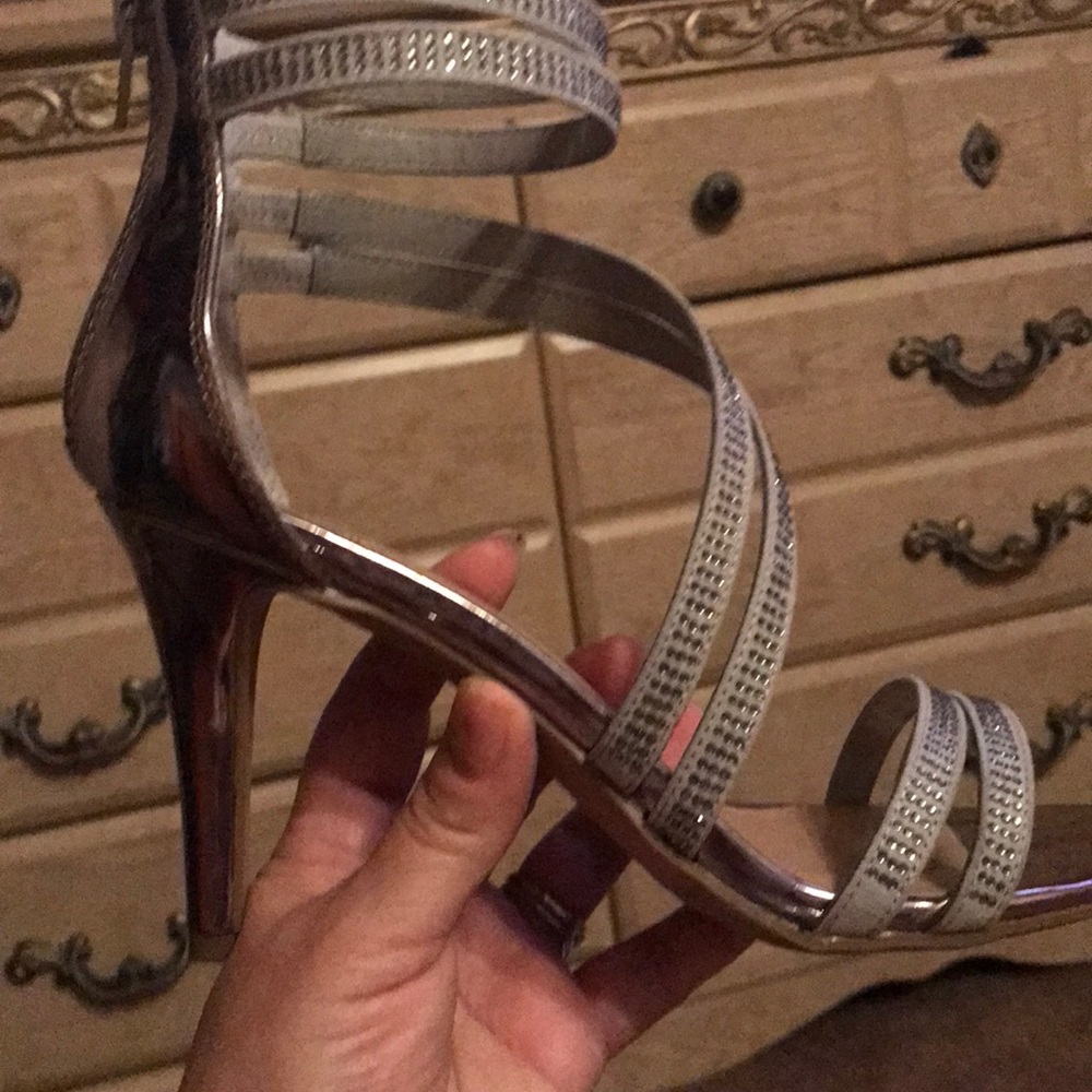 Shoes - Picture 2 of 3